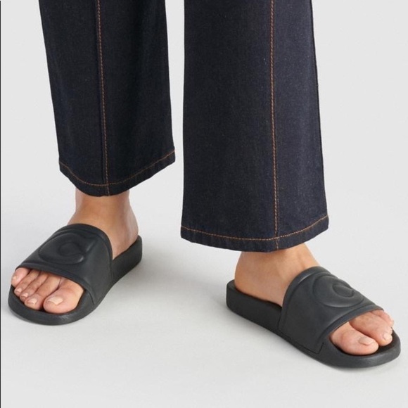 COPY - COACH ULLA SLIDES rubber new in box Size 8 unisex black street wear beac… - Picture 1 of 6